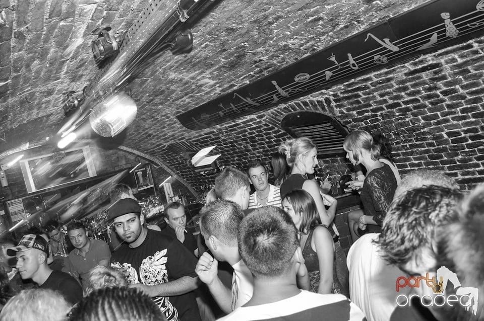 Escape: Carlsberg Summer Party sâmbătă, 