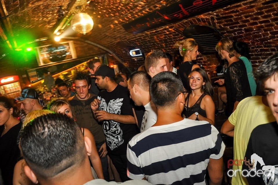 Escape: Carlsberg Summer Party sâmbătă, 