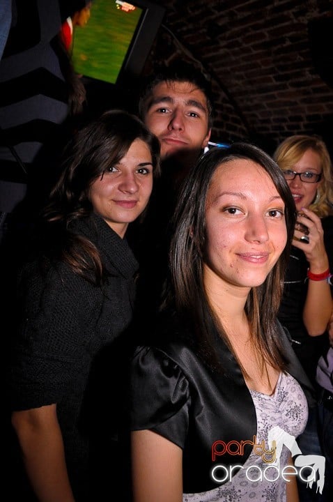 Escape Club joi seara, 