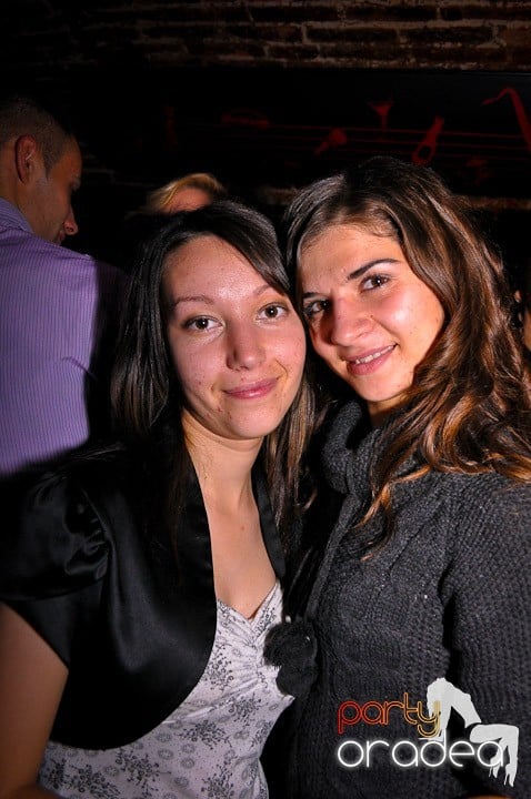 Escape Club joi seara, 