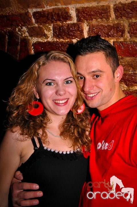 Escape Club joi seara, 