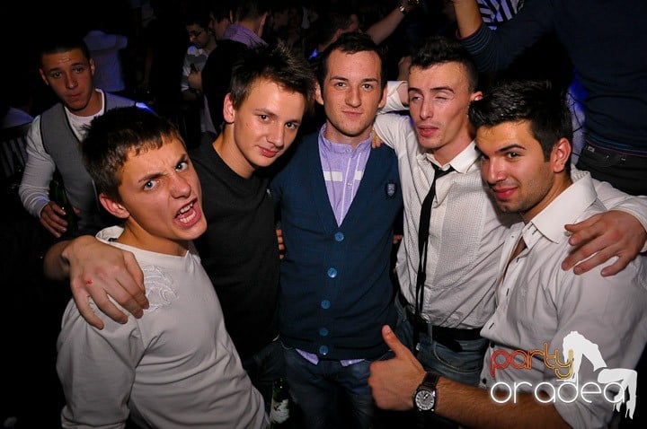 Escape Club joi seara, 