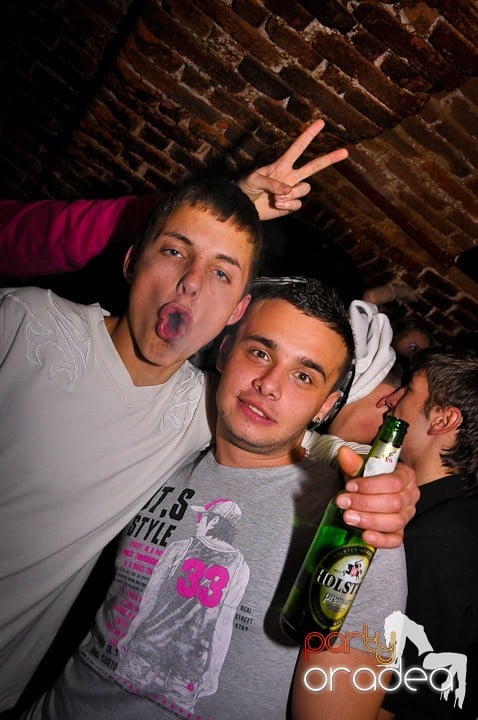 Escape Club joi seara, 