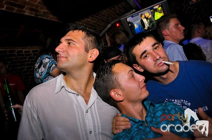 Escape Club joi seara, 