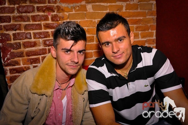 Escape Club joi seara, 