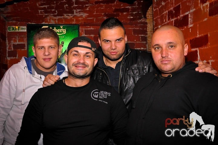 Escape Club joi seara, 