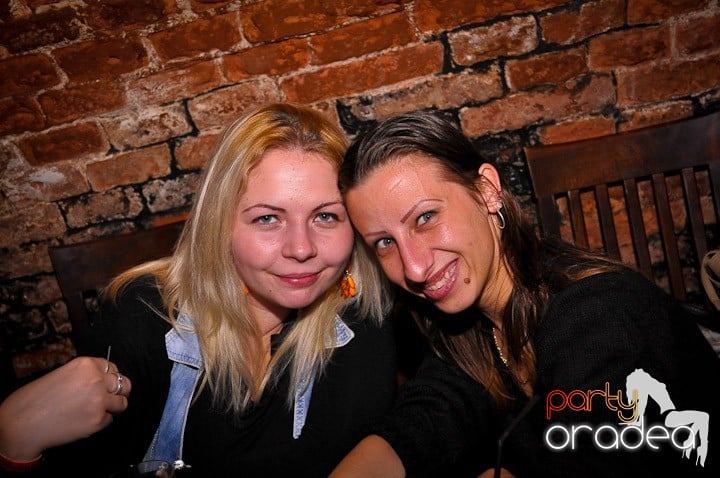 Escape Club joi seara, 