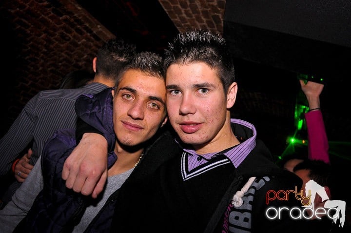 Escape Club joi seara, 