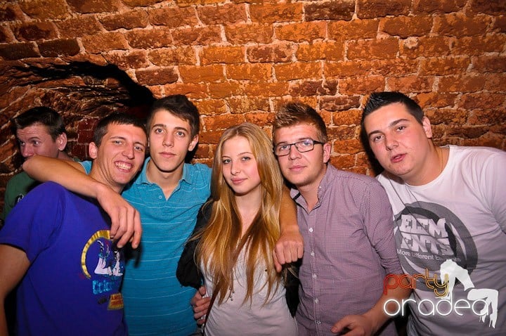 Escape Club joi seara, 