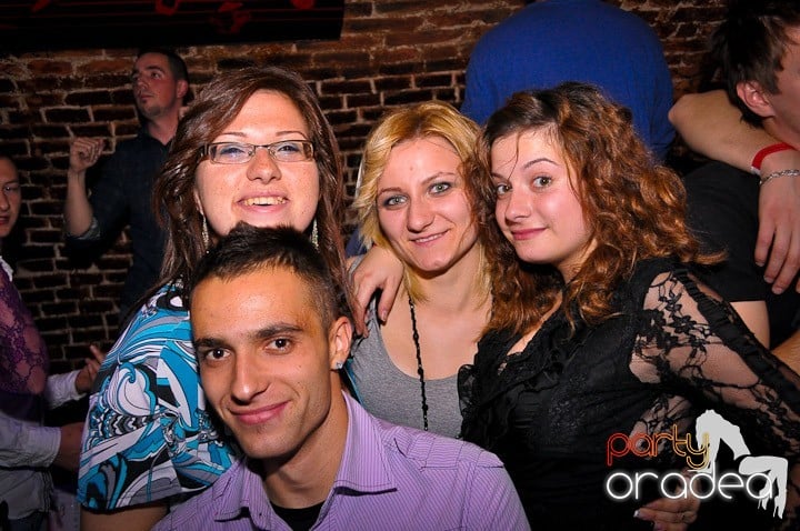 Escape Club joi seara, 