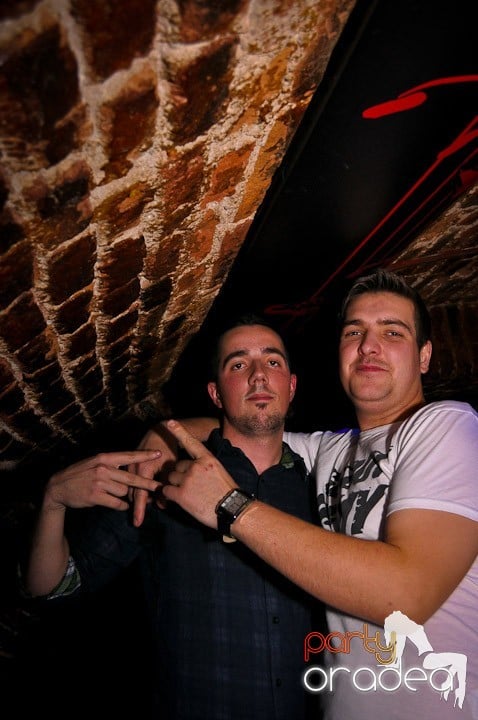 Escape Club joi seara, 