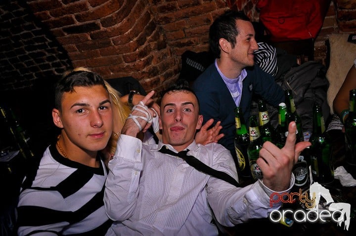 Escape Club joi seara, 