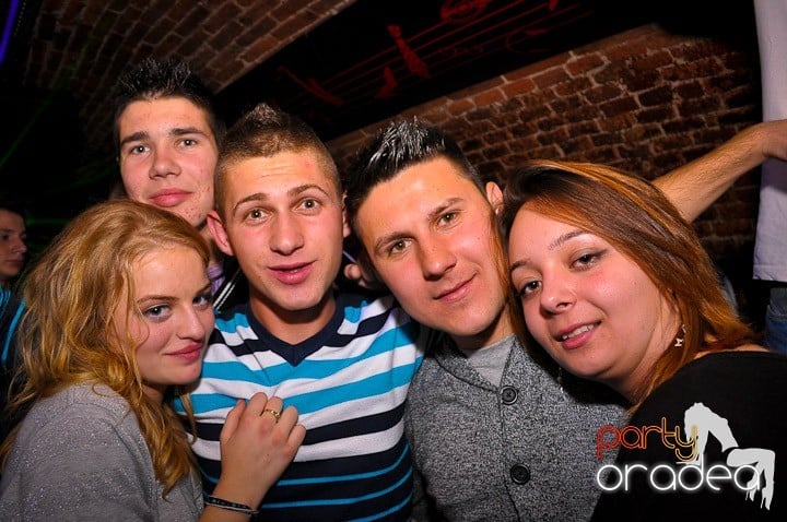 Escape Club joi seara, 