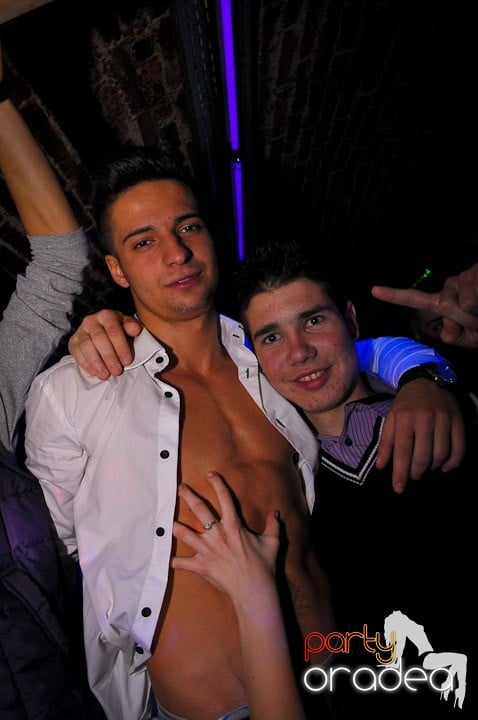 Escape Club joi seara, 