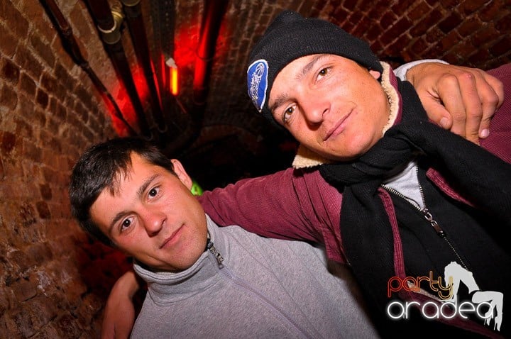 Escape Club joi seara, 