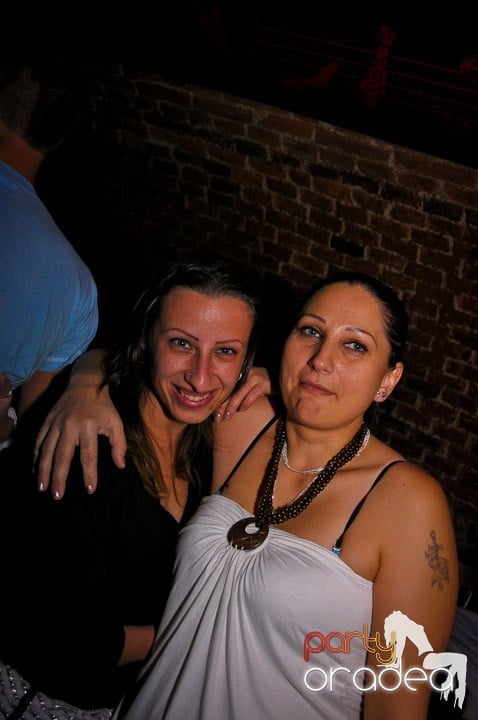 Escape Club joi seara, 