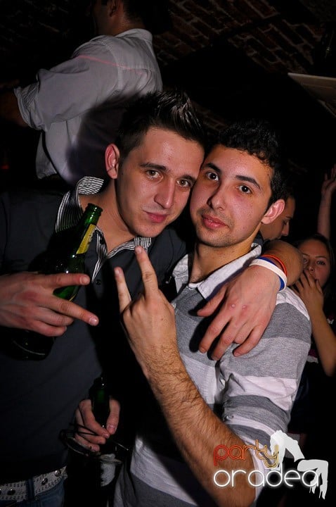 Escape Club joi seara, 