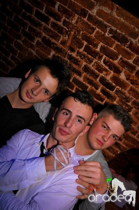 Escape Club joi seara, 