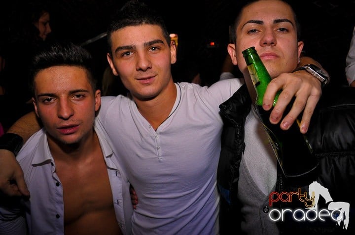 Escape Club joi seara, 