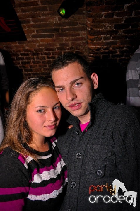 Escape Club joi seara, 