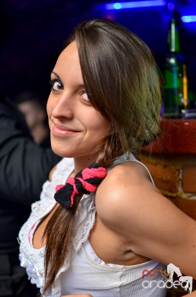 Escape Club Party cu DJ Mihy, 