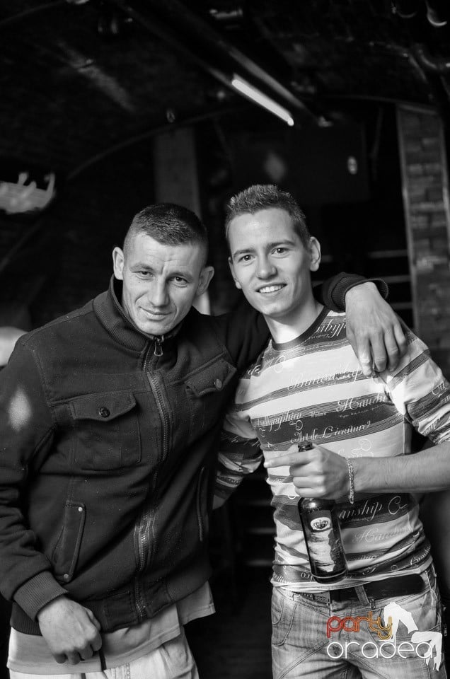 Escape Club Party cu DJ Mihy, 