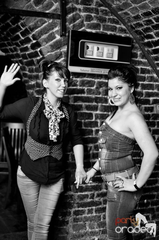 Escape Club Party cu DJ Mihy, 