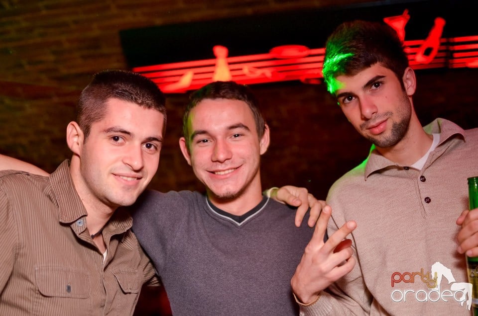 Escape Club Party cu DJ Mihy, 