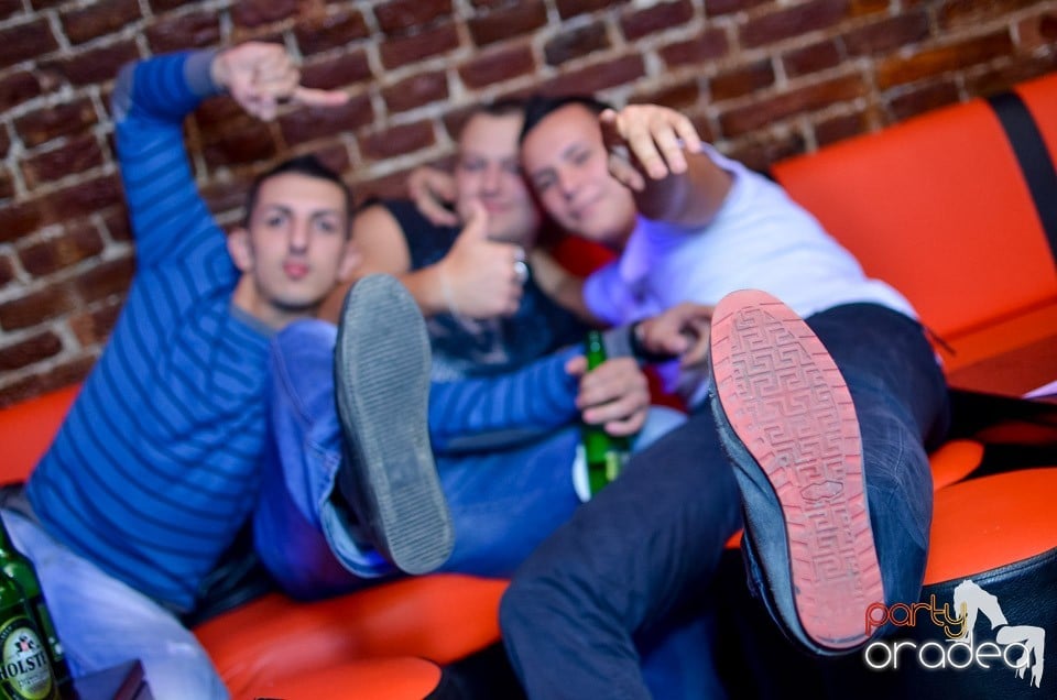 Escape Club Party cu DJ Mihy, 
