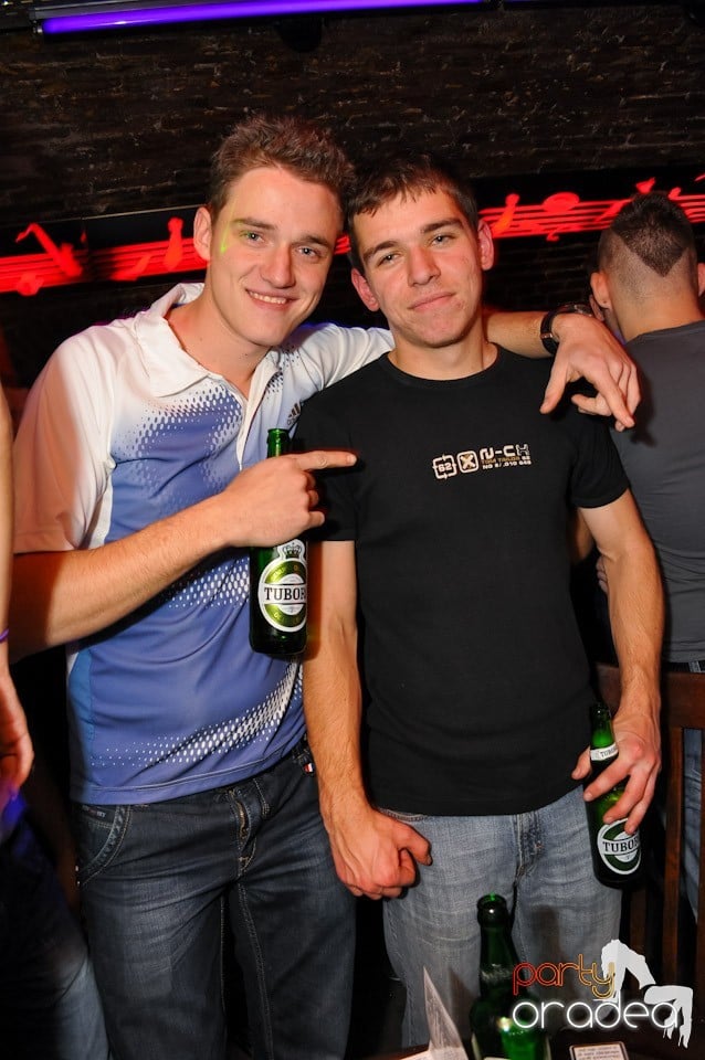 Escape Club - Party Time!, 