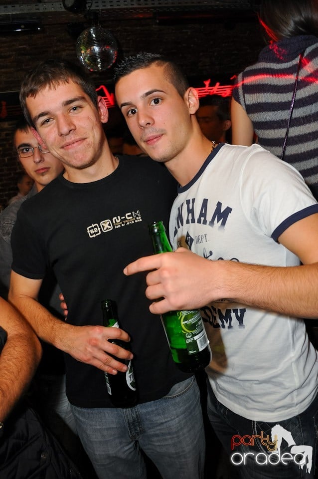 Escape Club - Party Time!,