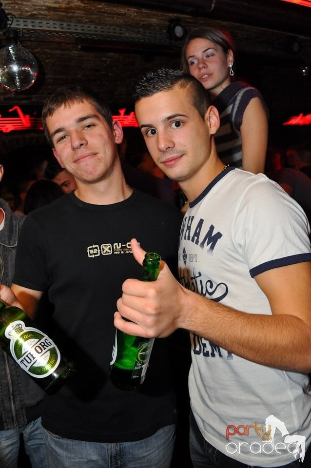 Escape Club - Party Time!,