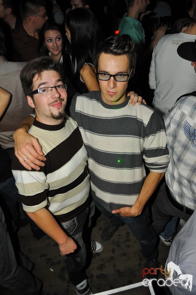 Escape Club - Party Time!,