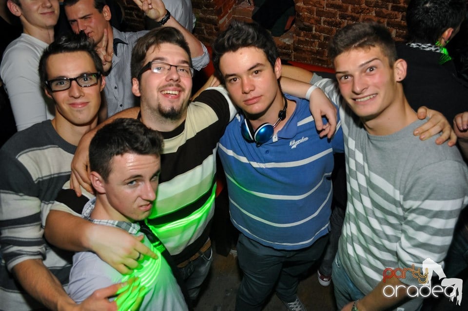 Escape Club - Party Time!,