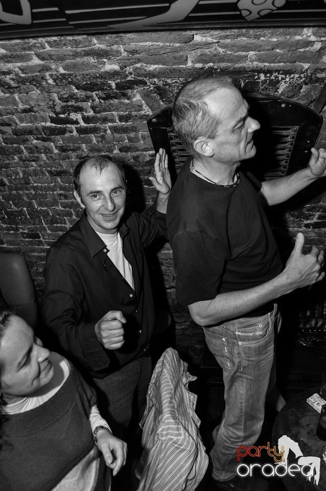 Escape Club - Party Time!,