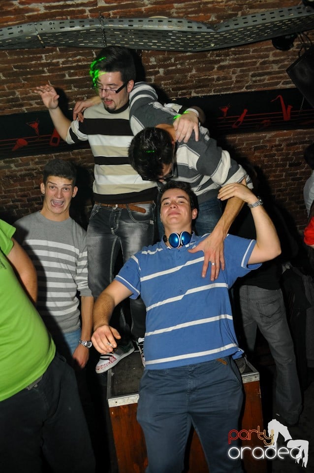 Escape Club - Party Time!,