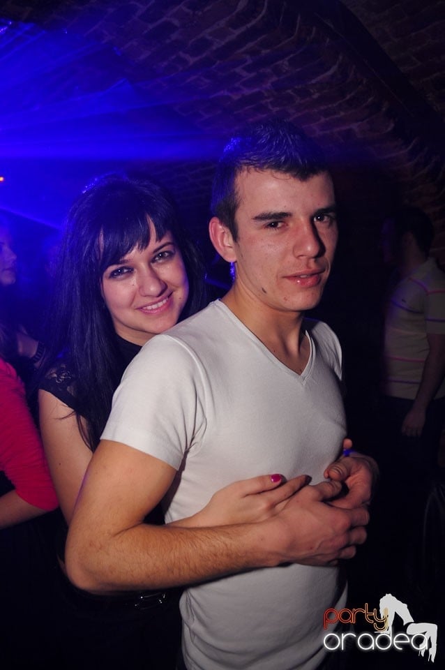 Escape Club seară de seară,