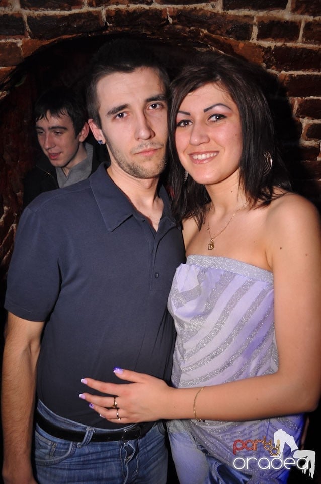Escape Club seară de seară,