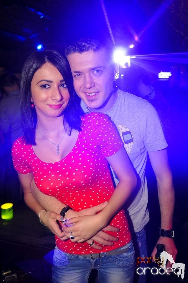 Escape Club seară de seară,