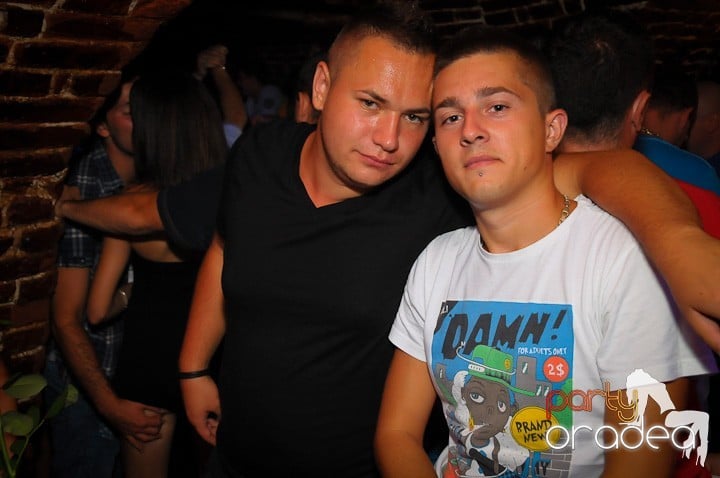 Escape Club zi de zi, 