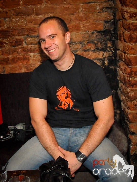 Escape Club zi de zi, 