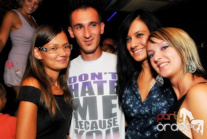 Escape Club zi de zi, 