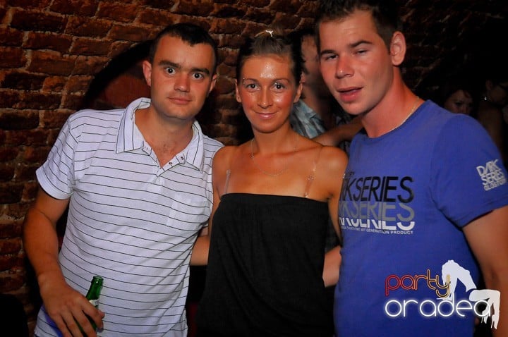 Escape Club zi de zi, 