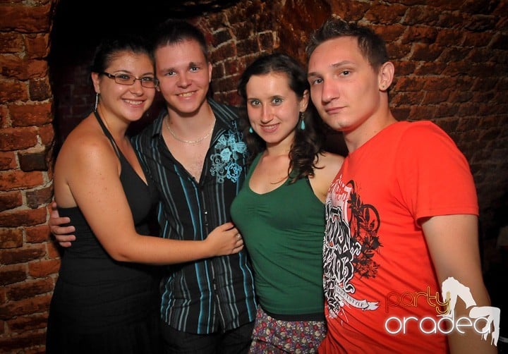 Escape Club zi de zi, 