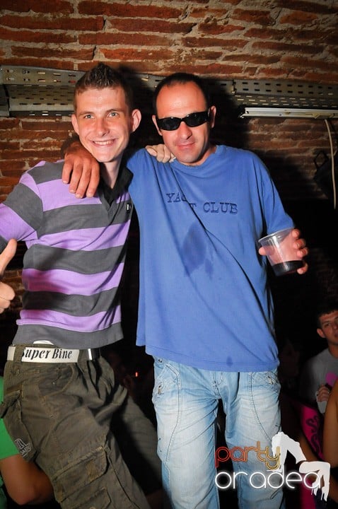 Escape Club zi de zi, 