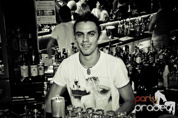 Escape Club zi de zi, 