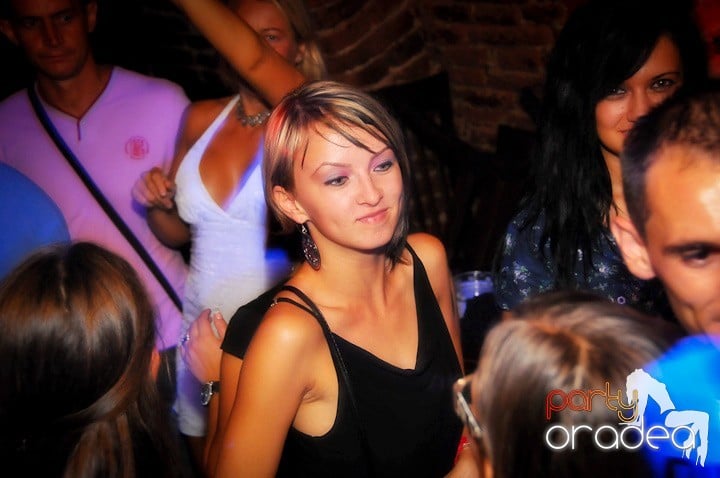 Escape Club zi de zi, 