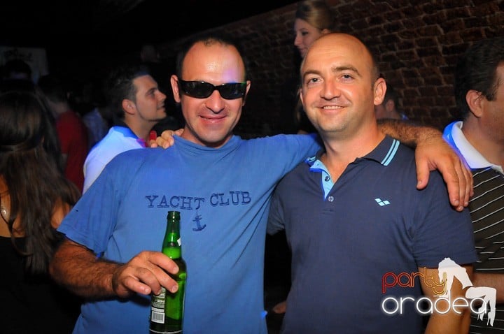 Escape Club zi de zi, 