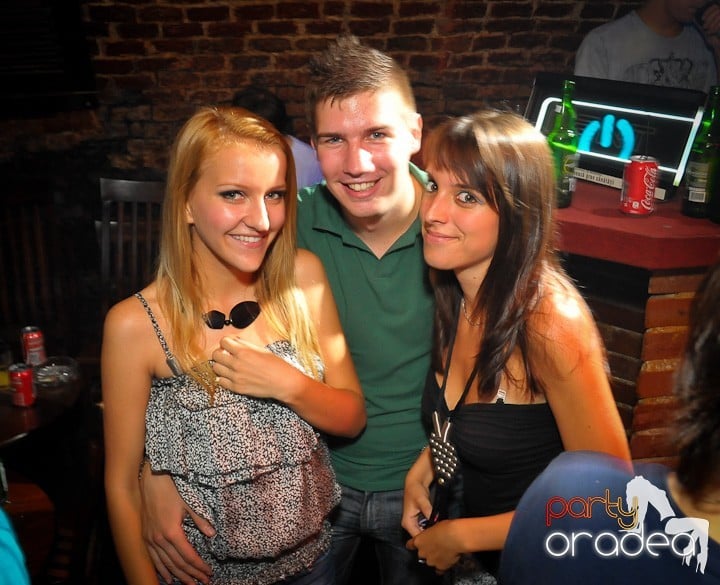 Escape Club zi de zi, 