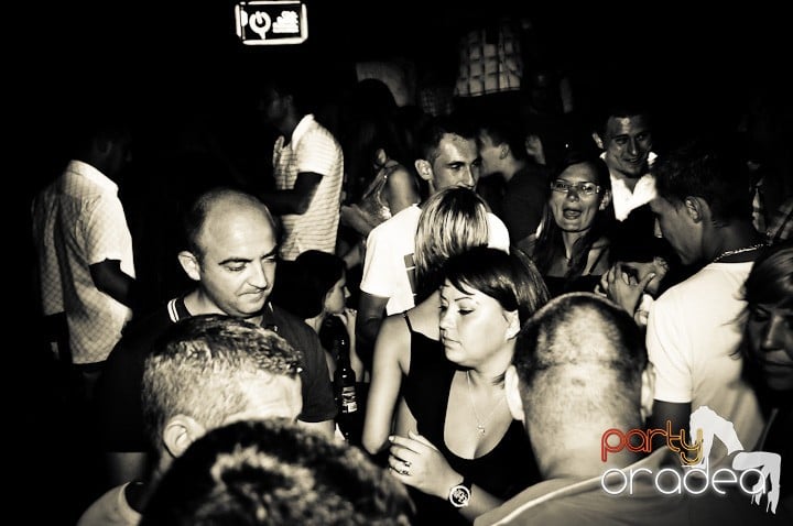 Escape Club zi de zi, 